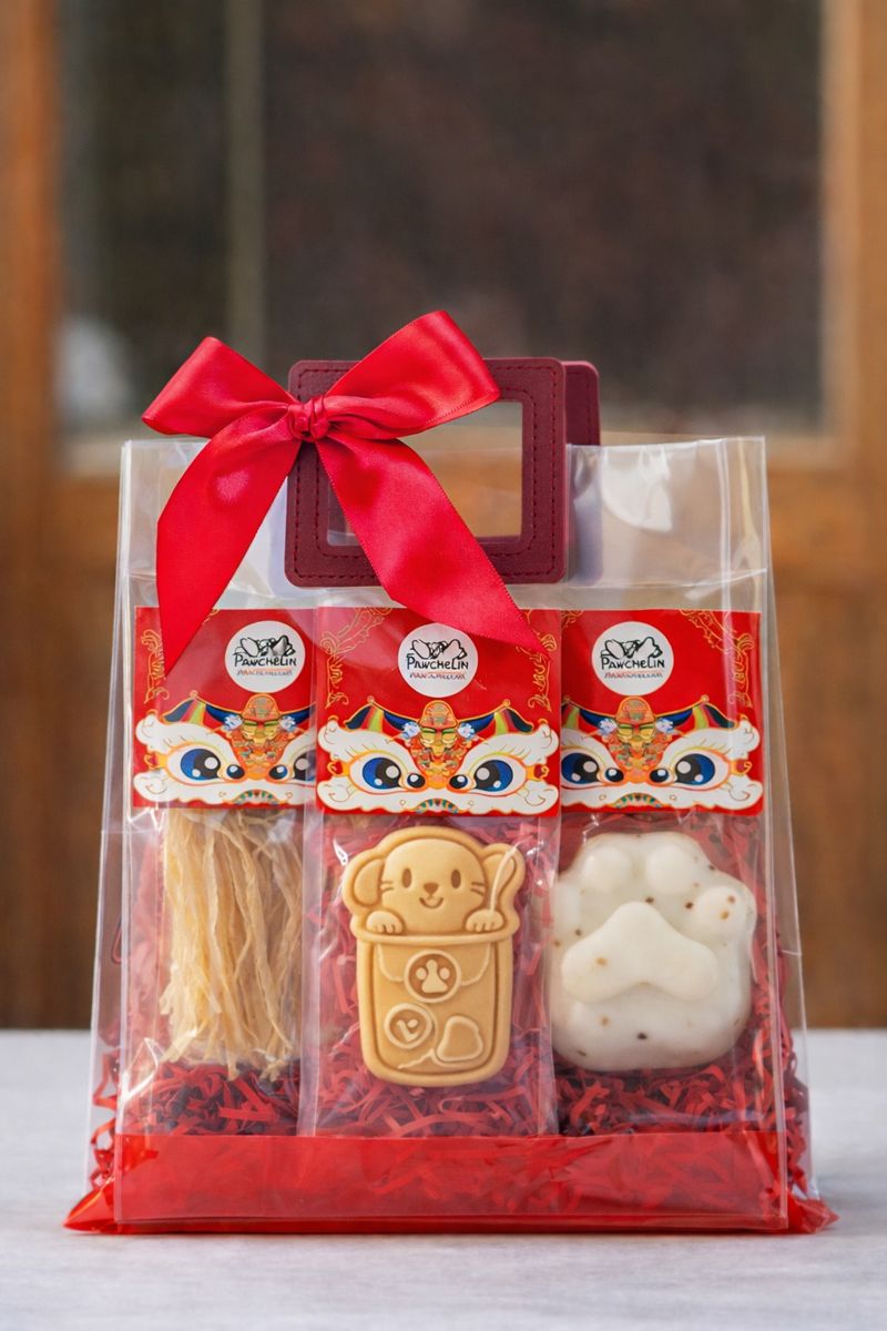 🧧 預訂PawchelinHK 寵物賀年禮盒｜風乾海味 + 蘿蔔糕 + 新年曲奇